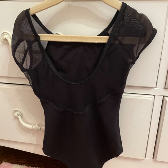 black dance leotard size 4-6 - Picture 2 of 3